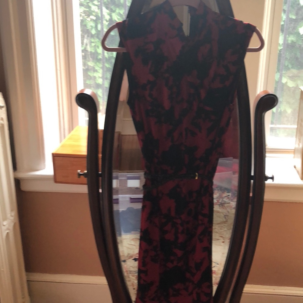 Etcetera red and black back keyhole dress